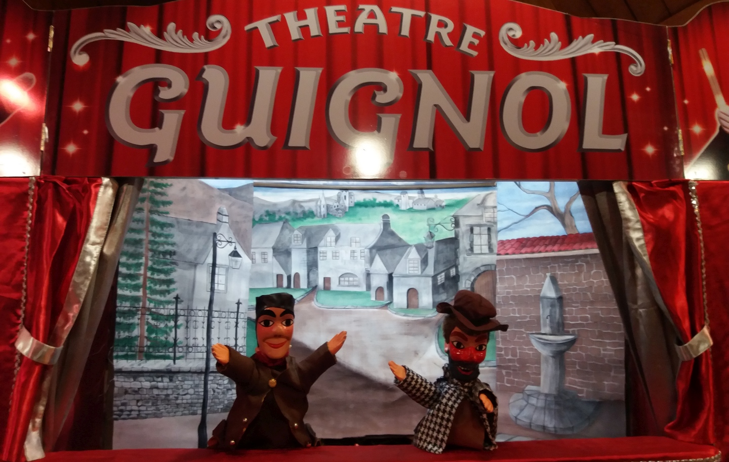 La Compagnie Baratier - Spectacles et festivals de Guignol de lyon. - Cliquez pour zoomer