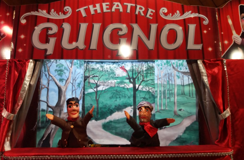 Guignol et le voleur - Cliquez pour zoomer